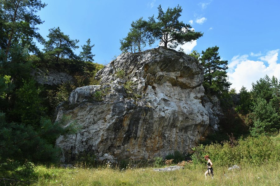 Skalné mesto Kamenný raj v národnej prírodnej rezervácii Dreveník