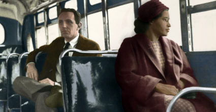 Nastúpila do autobusu a zmenila tým históriu. Rosa neuvoľnila sedadlo belochovi a stala sa symbolom boja proti rasizmu