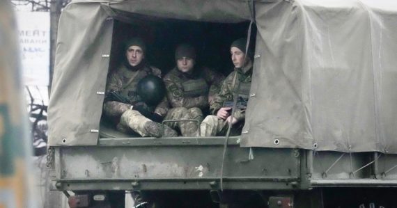 Moskva tvrdí, že Ukrajina sa v kľúčovom uzle začína vzdávať. Podľa nej naopak posilnili pozície