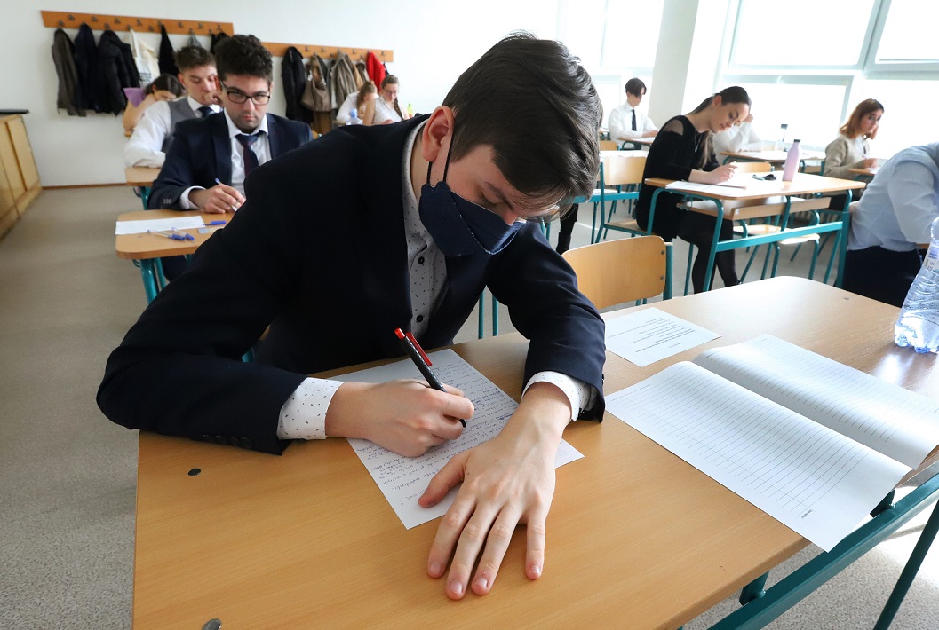 Maturita 2022 Poznáme témy slohov z anglického jazyka B1, B2, C1 a