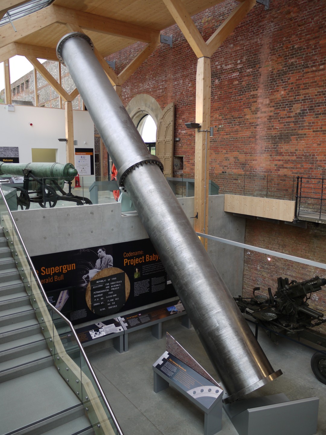 bullint-iraqi-supergun-bolted-together