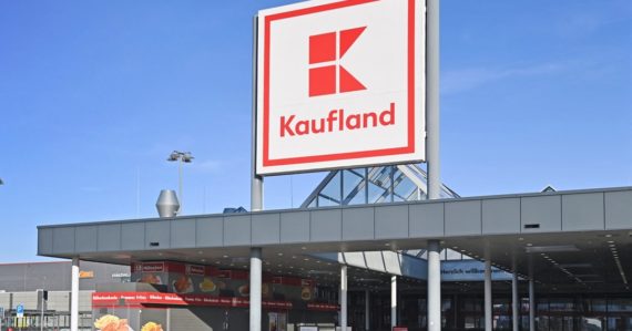 Kaufland musel stiahnuť z predaja rôzne tvarohové výrobky, sú nebezpečné. Ak ich máte doma, radšej sa ich zbavte