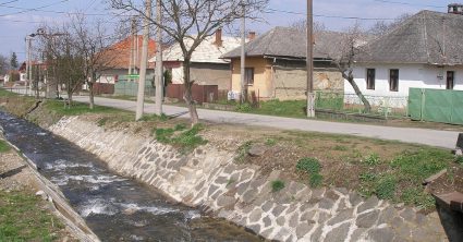 Pozri aj tento článok