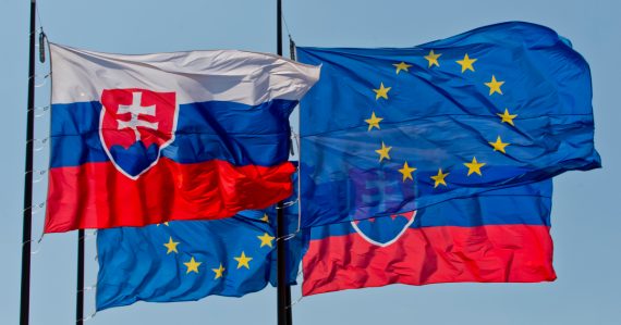 Európska únia je na tom zle: Máme obrovský dlh, to však zďaleka nie je jediný problém, tvrdí NKÚ