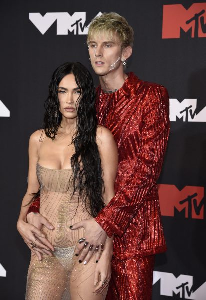 Megan_Fox_Machine_Gun_Kelly_67926-807b98ed13174de79920c725e7b5196f