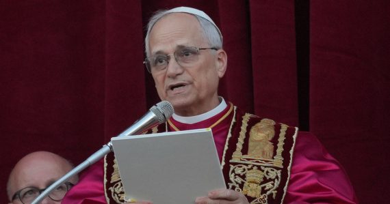 Nový pápež Lev XIV. má pre ľudí veľavravný odkaz: Pred celým svetom hovoril o dôležitej veci