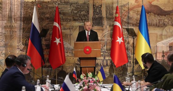 Rusko a Ukrajina otáľajú s rokovaniami, napokon ich odložili na dnes: Situácia sa zamotáva, pozrite si prehľad