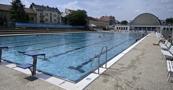 Konečne otvoria dve obľúbené kúpaliská: Čakajú vás rodinné vstupy a atrakcie pre deti. Vstupné však zdražie