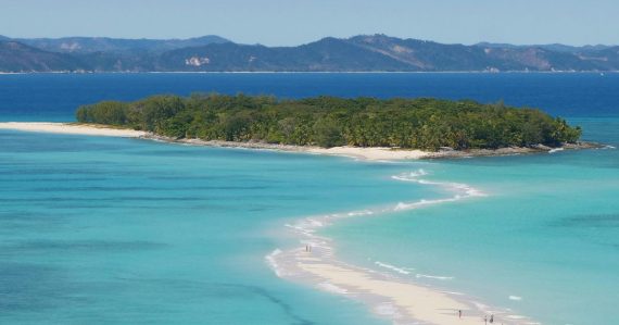 Peklo v známej dovolenkovej destinácii: Po otrave jedlom zomrelo 20 ľudí, oslava sa zmenila na tragédiu