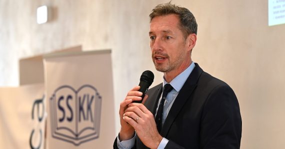 Pošta prišla s bizarnou novinkou: Začala predávať kredity pre hráčske kontá Fortuny, KDH navrhuje predávať potraviny