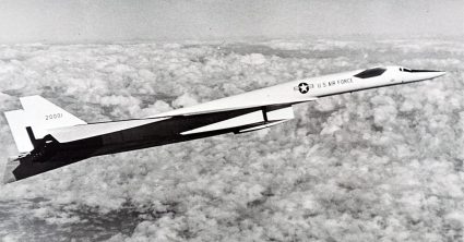 Šialený bombardér XB-70 Valkyrie mal byť spásou Ameriky, skončil ale ako veľké fiasko. Zázrak budúcnosti stál miliardy