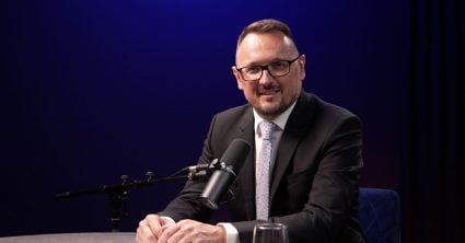 Politológ Branislav Kováčik v 1 na 1: Fico telefonátom s Izraelom chce ukázať, že je významný premiér