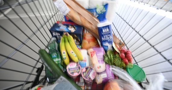 Naše peňaženky v obchodoch zaplačú: Za obľúbenú potravinu si pred sviatkami priplatíme