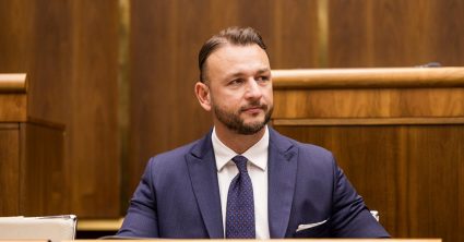 Pozri aj tento článok