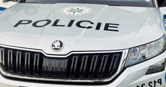 Mladá Češka surfovala na vlaku: Stalo sa jej to osudným, neprežila. Polícia sa snaží zistiť jej identitu