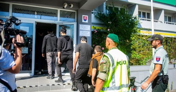 Slovensko čelí rekordnému záujmu cudzincov: V týchto mestách vzniknú nové centrá polície aj desiatky pracovných miest