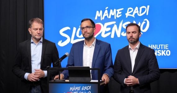 Falšovanie dokumentov v Národnej rade: Jakab tvrdí, že mu do prezenčnej listiny dopísali „neospravedlnený“, žiada odchod Blcháča