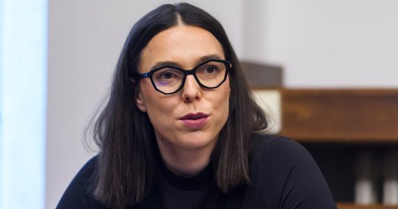 Vidiecky dom Malanta prešiel kontrolou bez pochybení, tvrdí Stohlová z PS. To, že tam bežní ľudia nemôžu prespať, PPA neprekáža