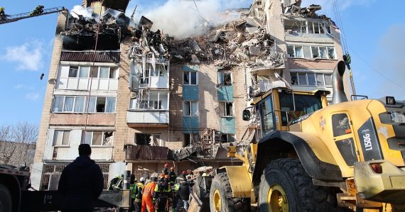 Stále nachádzajú ďalšie telá: Počet obetí útoku na Ternopiľ stúpol na 31, pátranie po nezvestných pokračuje