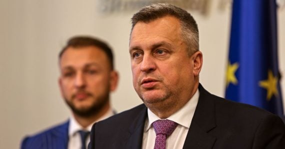 Po Ficovi sa ozval aj Danko: Pellegrini zradil, je zodpovedný za potýčku v parlamente, tvrdí líder SNS