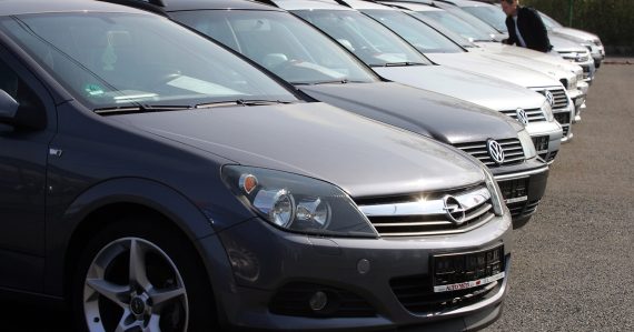 Veľká zmena na trhu s jazdenými vozidlami: Najväčší autobazár na Slovensku AAA auto mení majiteľa