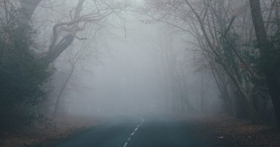 Celé Slovensko zahalí „sivá perina“: Situácia bude nebezpečná najmä na cestách, slnko tak skoro nečakajte