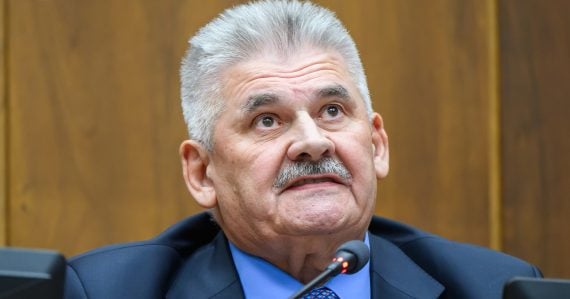 Richter priznáva chaos okolo zákona o oznamovateľoch: Smer ešte len skladá návrh a hľadá zhodu u koaličných partnerov