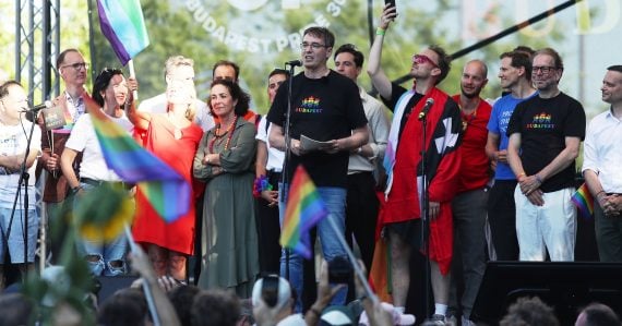 Vyhodili ho z práce, hrozia mu 3 roky: Učiteľa z Maďarska chcú potrestať za Pride pochod, išlo by o prvý prípad v EÚ