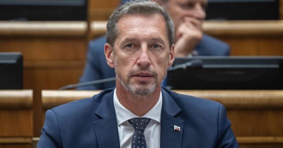 Majerský pripúšťa vládu s progresívcami: Hlas je podľa neho iba odnož Smeru. Gröhling pripomenul narušenie dôvery