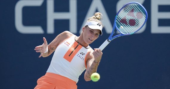 Večer sedia hráčkam v obývačkách a čakajú, kým sa vycikajú: Tenistka Vondroušová šokovala fanúšikov praktikami dopingových kontrolórov