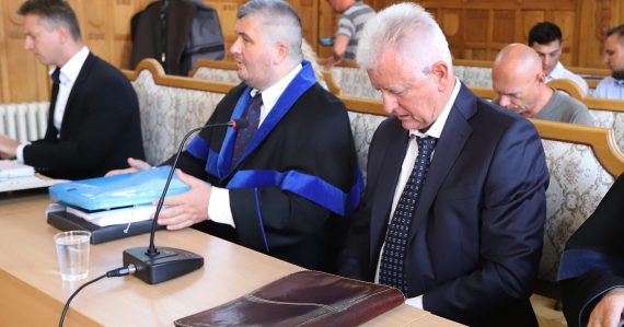 Prokurátor predstavil návrh trestov v kauze Mýtnik: Brhelovcov chce poslať za mreže, zvyšok by odišiel s podmienkou