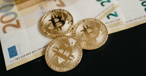 Ročne dostanú 682 eur: Ľudia si v rámci unikátneho projektu prilepšia, môžu sa rozhodnúť aj pre kryptomenu