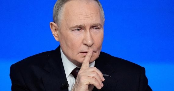 Putin necíti zodpovednosť za smrť ľudí na Ukrajine. Hovoril aj o zastavení útokov, má však podmienku