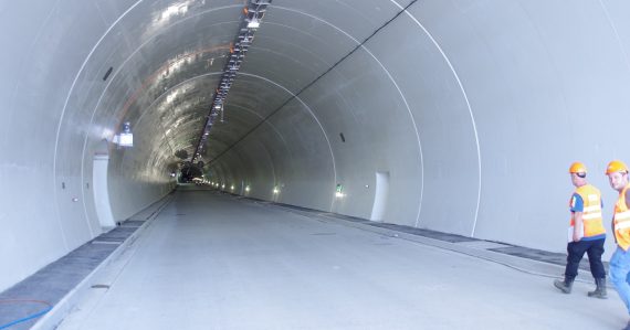 Vianočné trhy v tuneli Višňové: NDS pozýva ľudí na akciu, takto najdlhší tunel Slovenska už nikdy neuvidíte