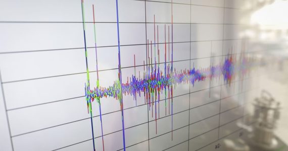 Zrazu nastal poplach, systém varoval pred zemetrasením, ktoré nebolo. Stalo sa to prvýkrát v histórii, vedci majú teóriu