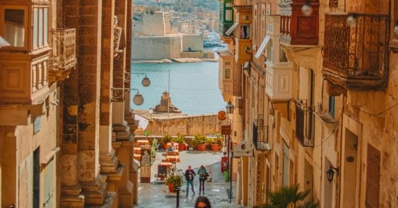 Slnko tu svieti až 3 000 hodín ročne: Baľte kufre, v klenote Stredozemia ste za menej ako dve a pol hodiny