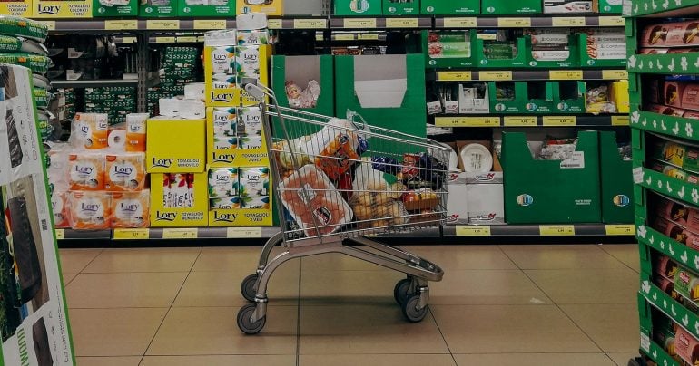 Nákup, mäso a bravčová masť