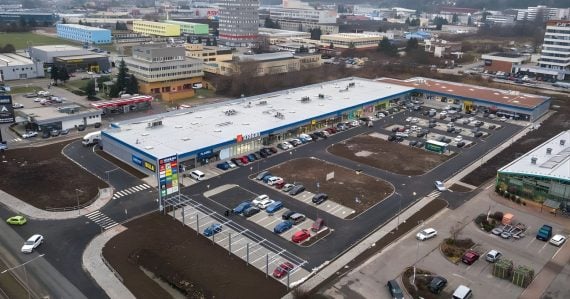 Na Slovensku rastie päť nových obchodných centier. Známy developer ich prinesie aj do menších miest