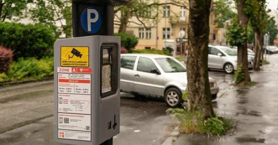 Z parkovania je na Slovensku chaos: Štát priznal chyby v systéme, chystá veľké zmeny