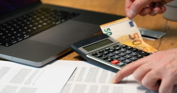 Dlh k HDP je „politický fetiš“. KOZ to vidí jasne: Podľa ekonomického analytika je výsledok predvídateľný