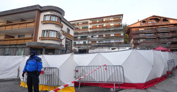 Nové informácii o tragédii, pri ktorej zahynulo 40 ľudí: Stíhaný je manželský pár