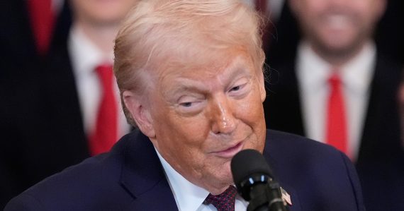 Trump si nedá pokoj, opäť posúva hranice politickej reality: Toľkoto podľa Bieleho domu stojí Grónsko