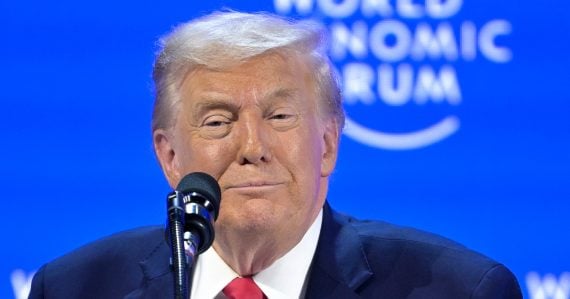 Konflikt s Iránom sa blíži ku koncu, tvrdí Trump: Teherán to vidí inak, dostal varovanie