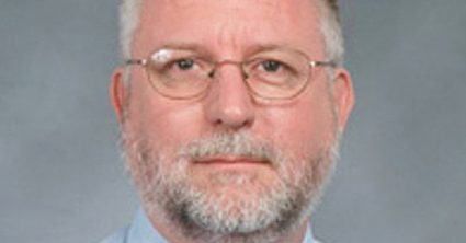 Učiteľ hypnotizoval študentov, traja z nich zomreli: Z bizarného prípadu budete mať zimomriavky