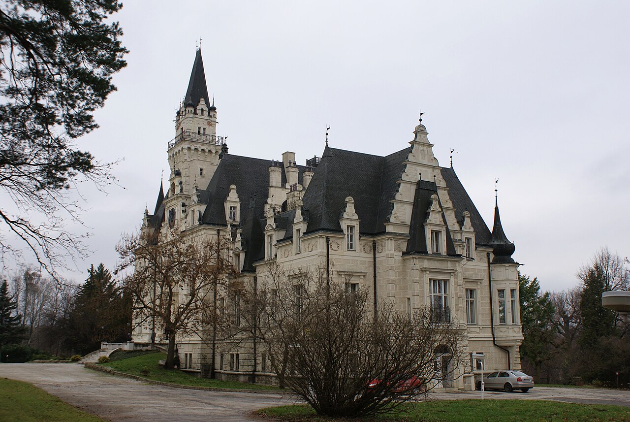 kastiel budmerice