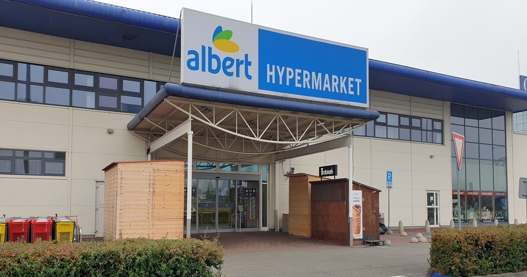Hypermarket Albert