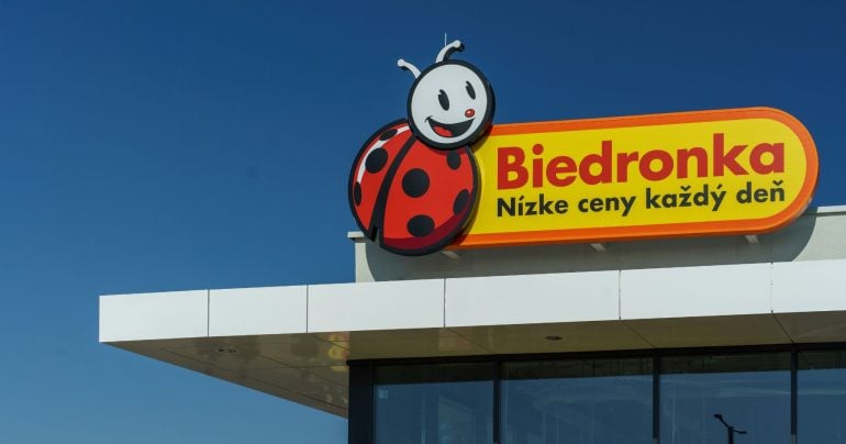 Logo Biedronky na jednej zo slovenských predajní.