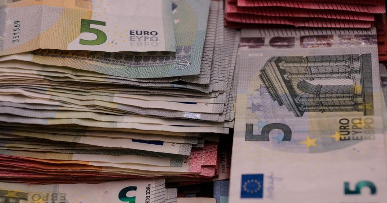 Eurové bankovky