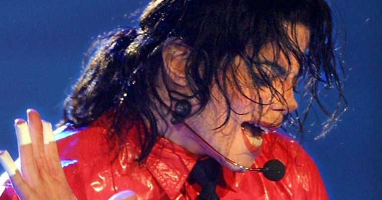 Michael Jackson počas živého vystúpenia