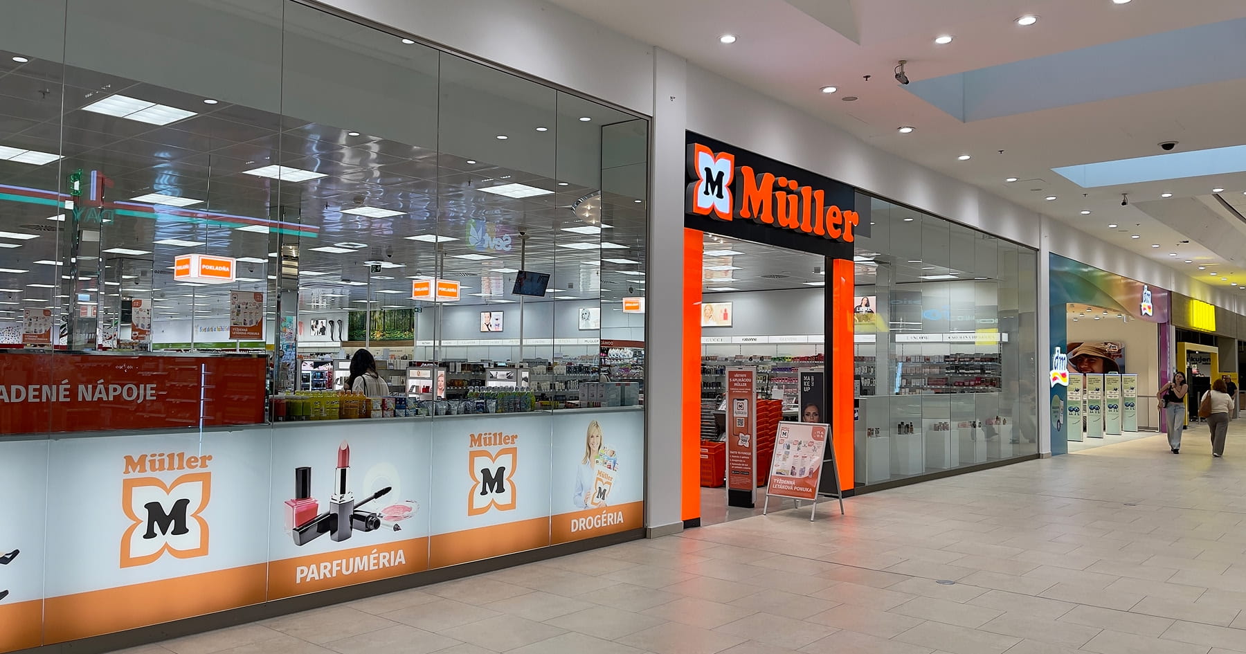 Predajňa Muller v OC Centro Nitra